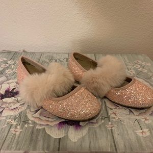 Glamorous little girl flats from children place.